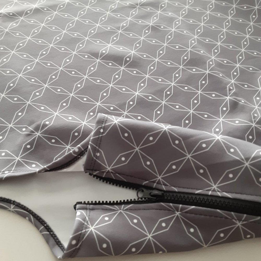 Stretch Fabric Suitcase Covers 2 pcs -1 large, 1 medium - Grey - Picture 9 of 10